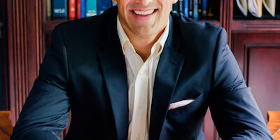 sales keynote speakers - Marc Wayshak is a best-selling author.